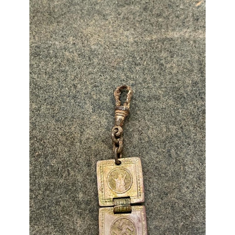 Original pendant most SS soldiers