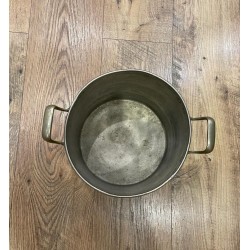 Pot with stamps, in excellent condition