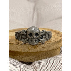 SS Totenkopf Division soldier ring