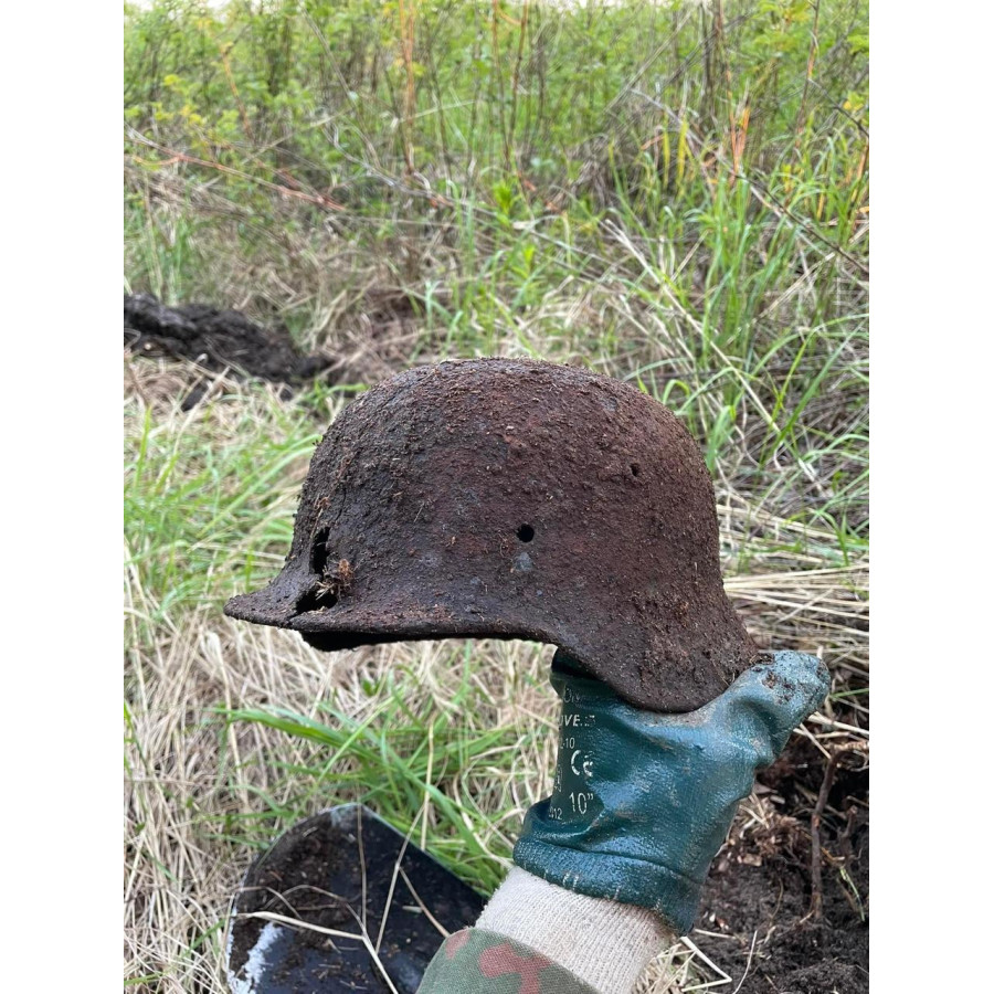 SS Totenkopf M40 helmet in Good condition!