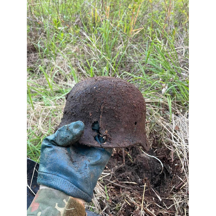 SS Totenkopf M40 helmet in Good condition!