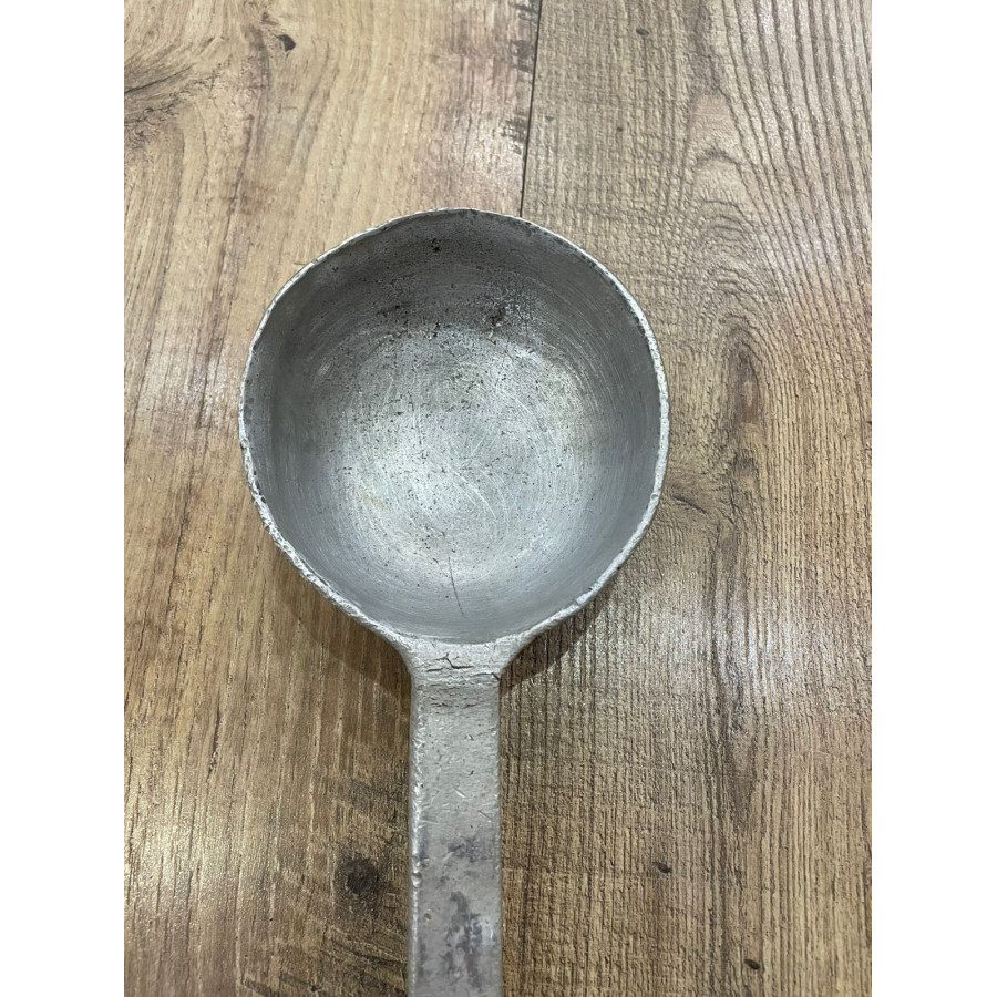 Field kitchen ladle in Good Condition