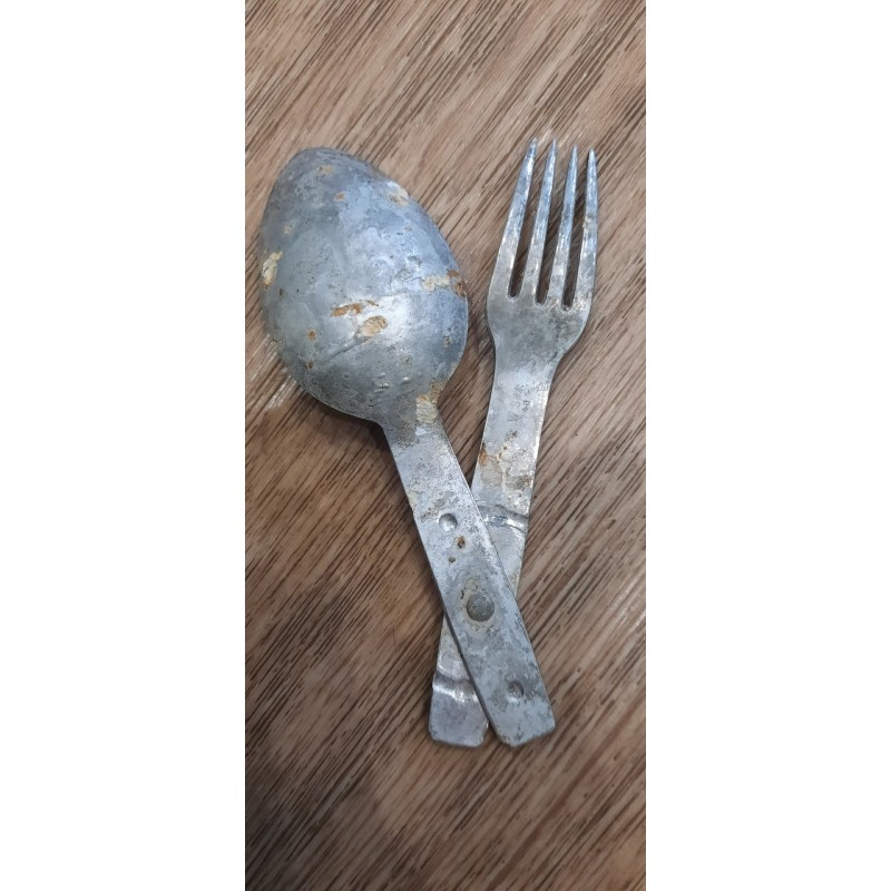 Soldier's spoon-fork