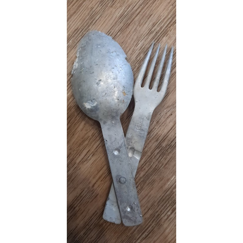 Soldier's spoon-fork