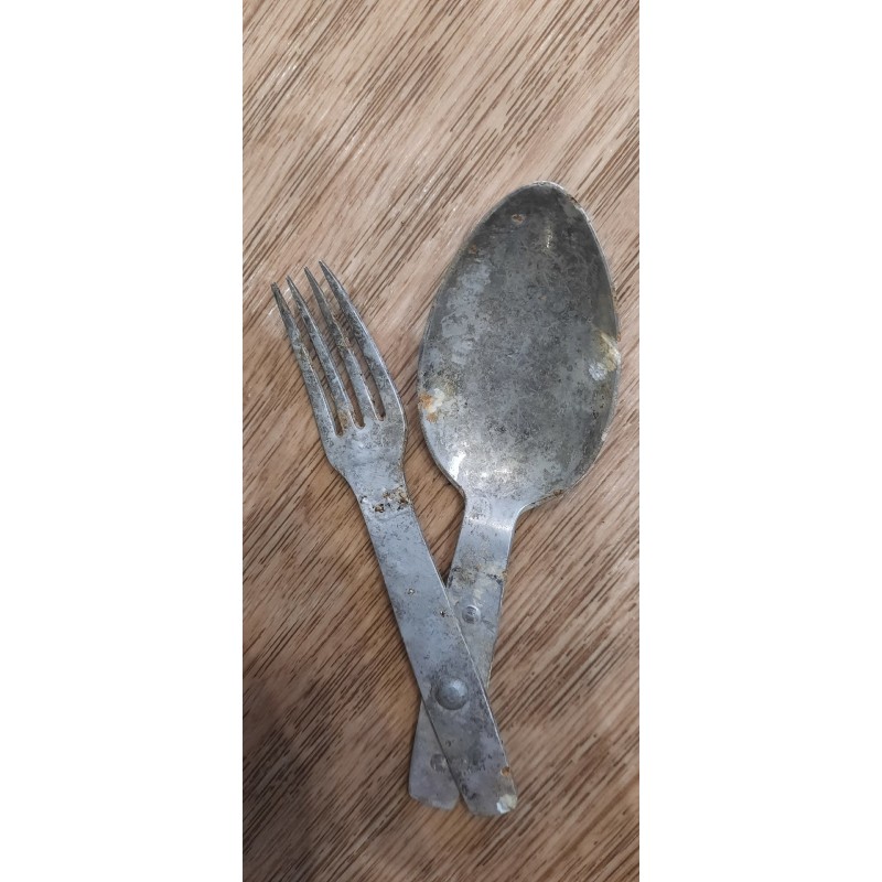 Soldier's spoon-fork