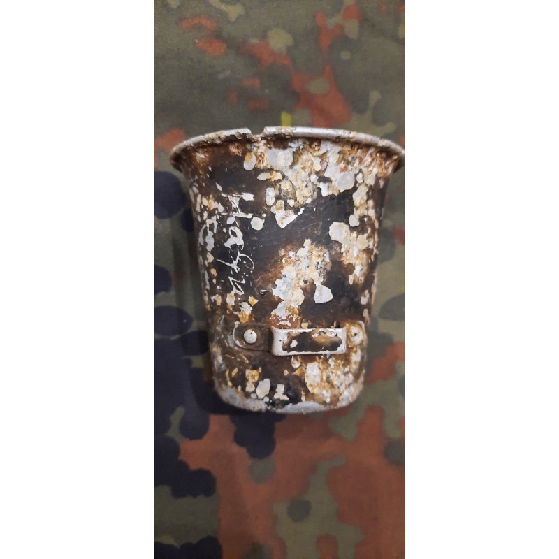 cups for Wehrmacht flasks